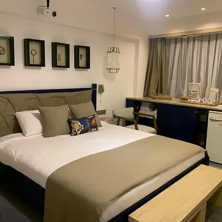 Deluxe Apartment At The Seaside In Pasaport Alsancak İzmir Buitenkant foto