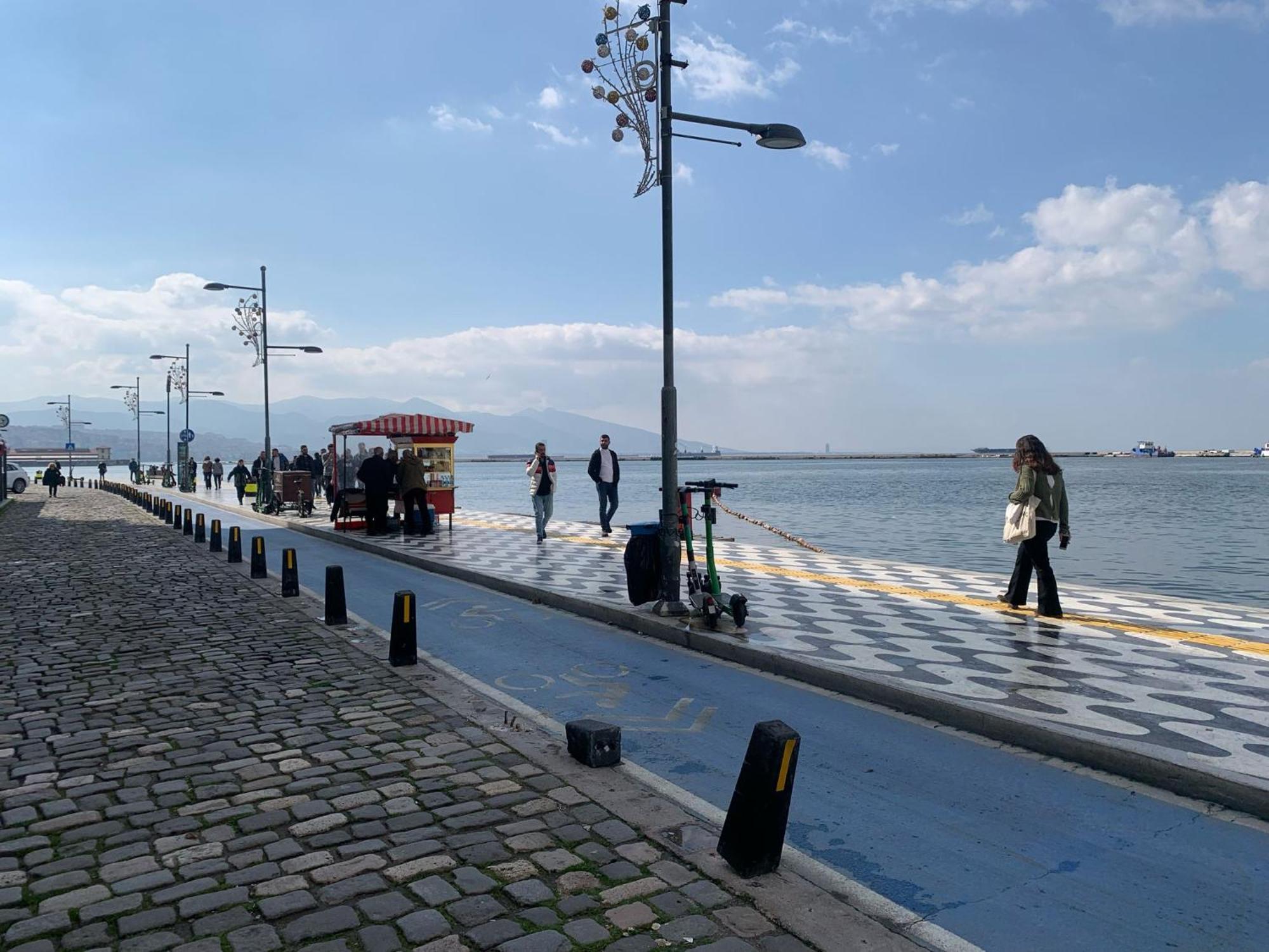 Deluxe At The Seaside In Pasaport Alsancak Apartment Izmir